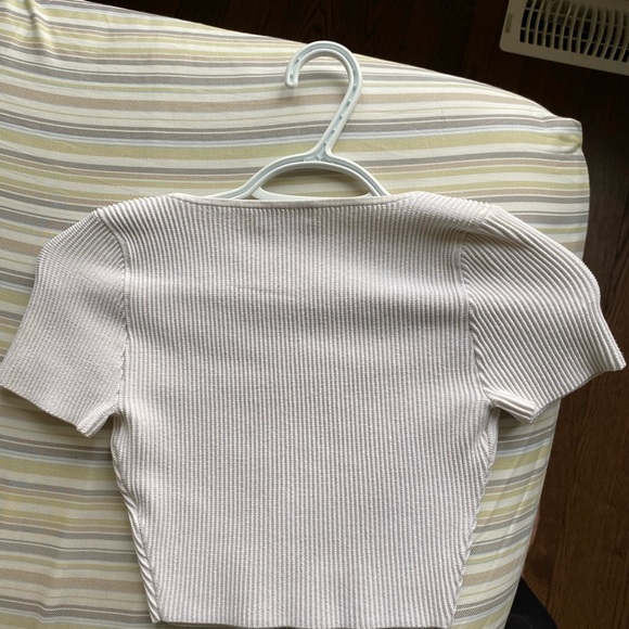 ARITZIA BABATON SCUPLT KNIT SAUARE NECK TOP - Picture 6 of 8